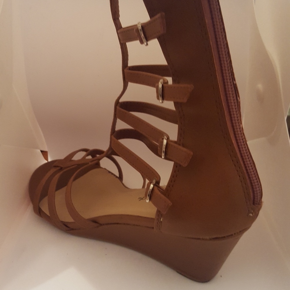Gladiator sandals - Picture 2 of 5